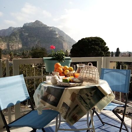 Casa Rosamarina Apartment Мондело Екстериор снимка