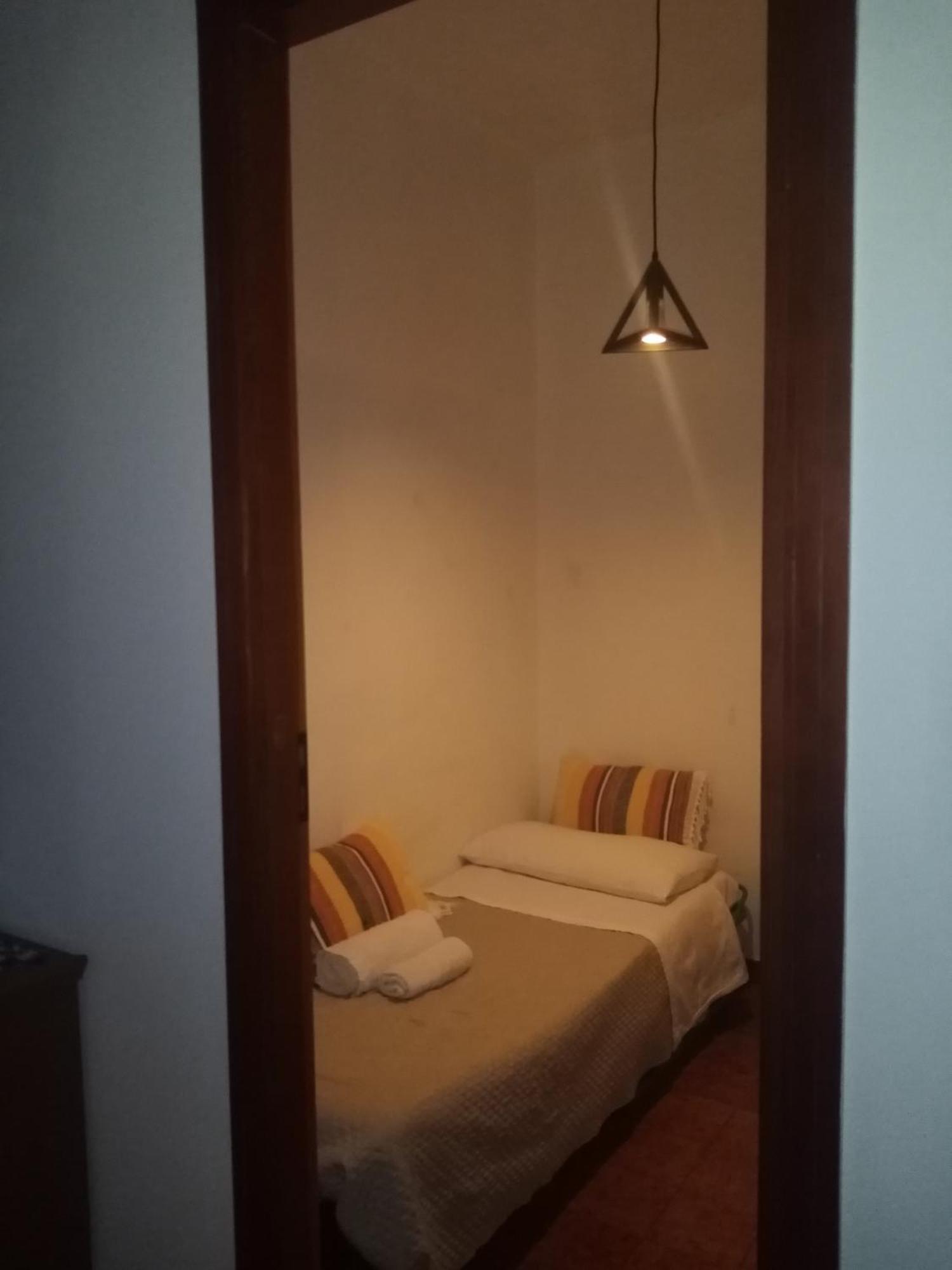 Casa Rosamarina Apartment Мондело Екстериор снимка